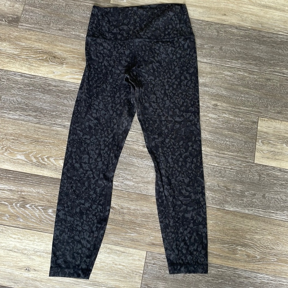 Lululemon align 8, 25”